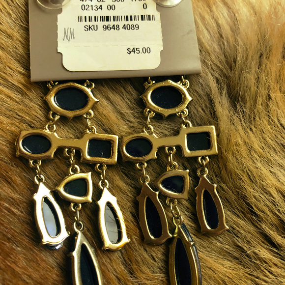 Dark blue earrings (Cusp by Neiman Marcus) - Picture 2 of 3